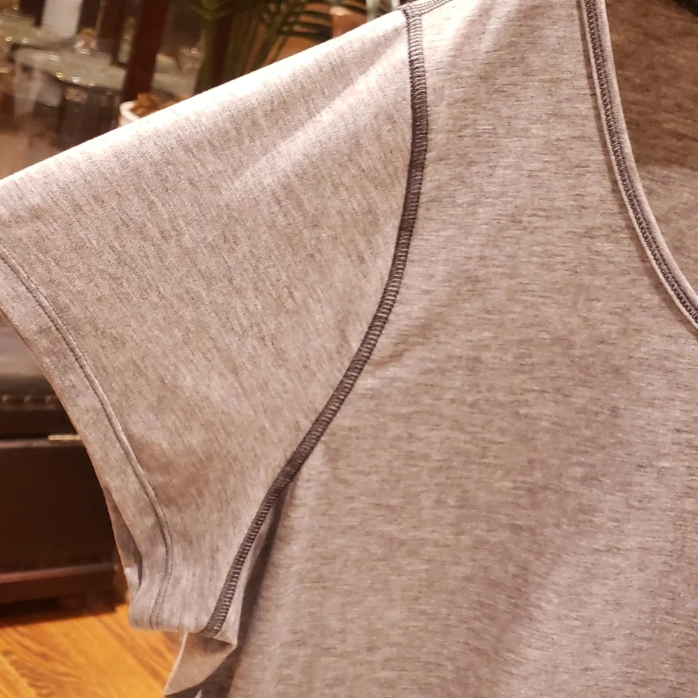 Lucy 2X  gray thirt - Picture 4 of 12